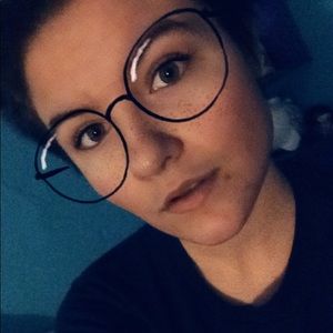 Meet your Posher, Cj